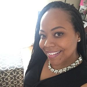 Meet your Posher, Shakira